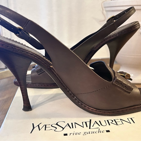 Yves Saint Laurent brown leather sandals - Picture 8 of 16